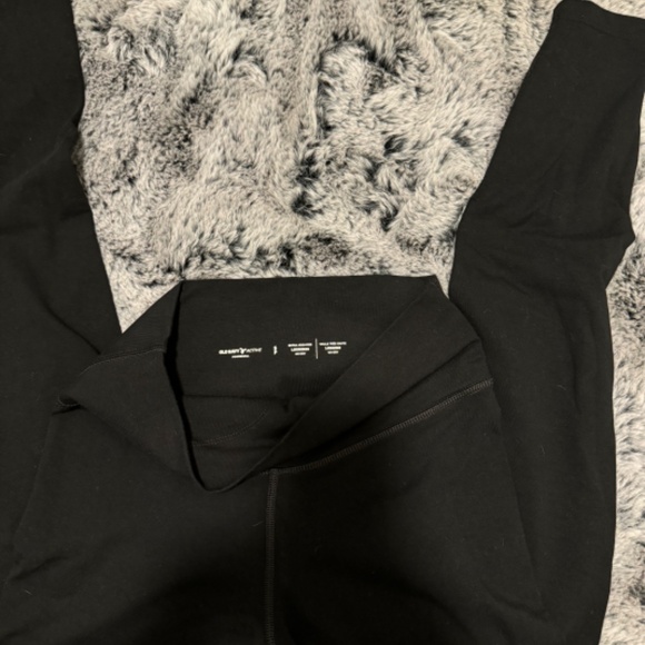 Sport Leggings - Picture 3 of 7